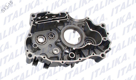 [E07010116] COMPONENTE CARTER IZQ NEGRO BRILLANTE